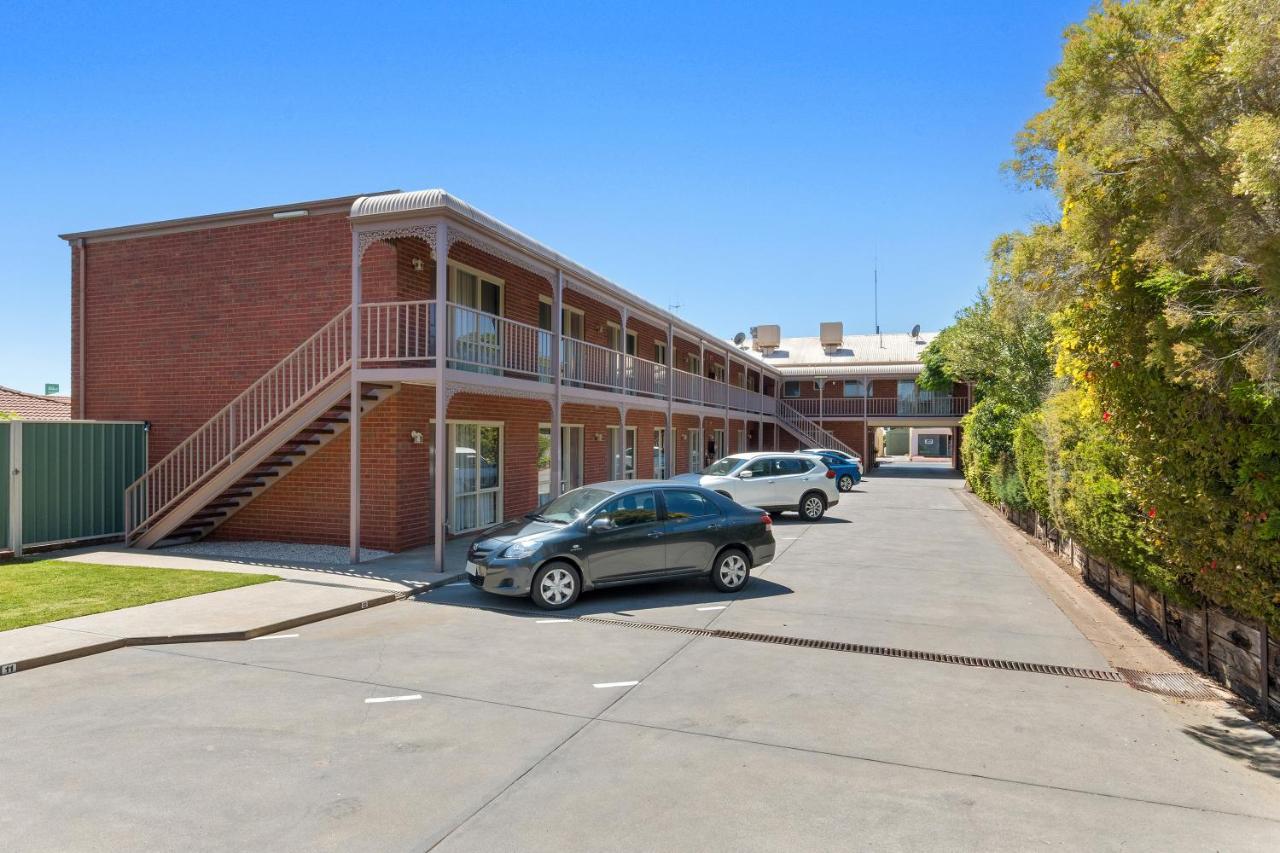 Burke And Wills Motor Inn Swan Hill Exteriér fotografie